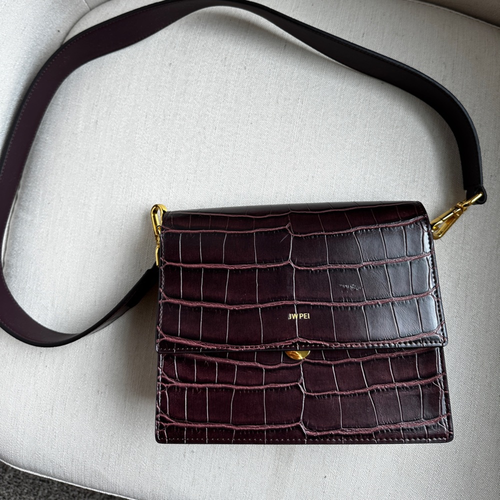 JW PEI MINI FLAP CROSSBODY - BROWN CROC